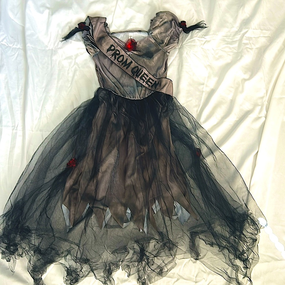 Tween Scary Prom Queen Halloween Costume
